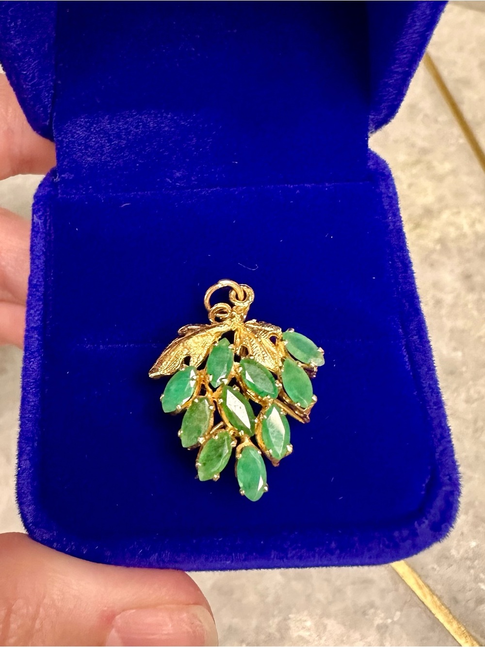 Solid 14k gold emerald grape pendant